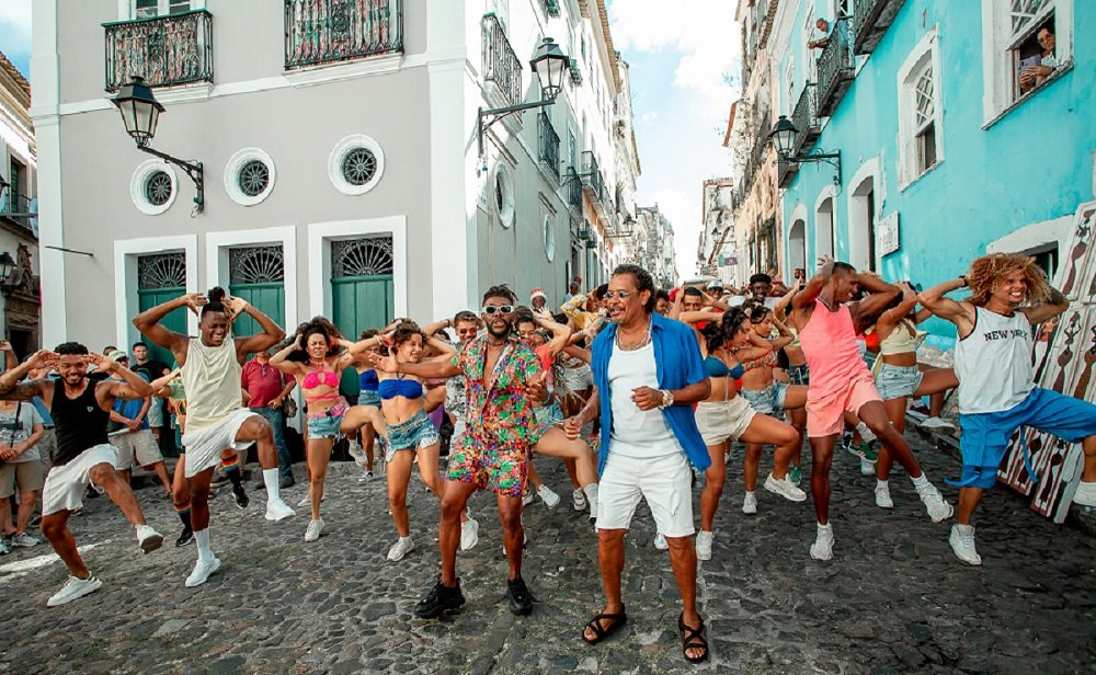 É o Tchan grava clipe de “Jogadinha” em pontos turísticos de Salvador