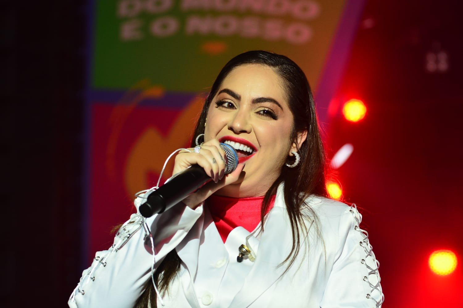 Raphaela Santos anuncia gravação do projeto In Comunidade em Salvador com participações especiais
